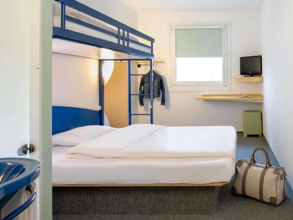 Ibis budget Hannover Hbf - Resim 18