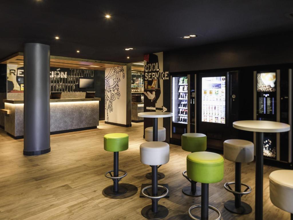 Ibis Budget Málaga Aeropuerto Avenida de Velazquez - Resim 10