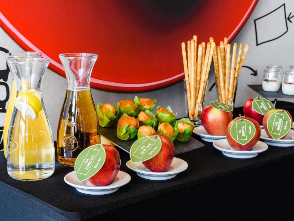 Ibis Warszawa Stare Miasto - Resim 29