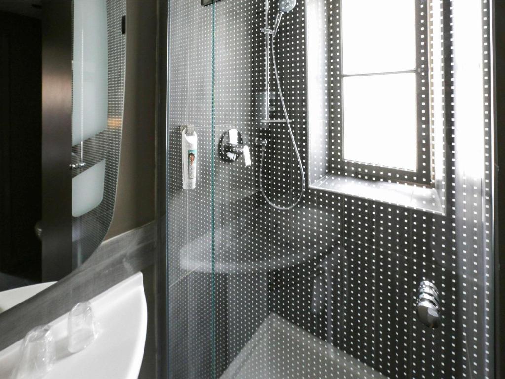 ibis Nice Centre Notre Dame - Resim 27