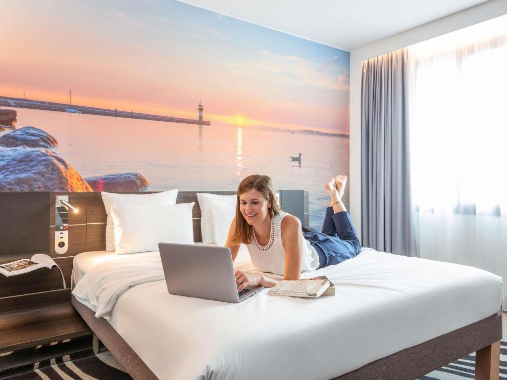 Novotel Hamburg City Alster - Resim 31