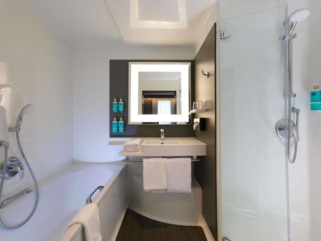 
Standard Suite with One Double Bed and One Sofa
