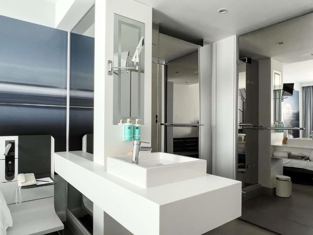 Novotel Paris Centre Gare Montparnasse - Resim 3