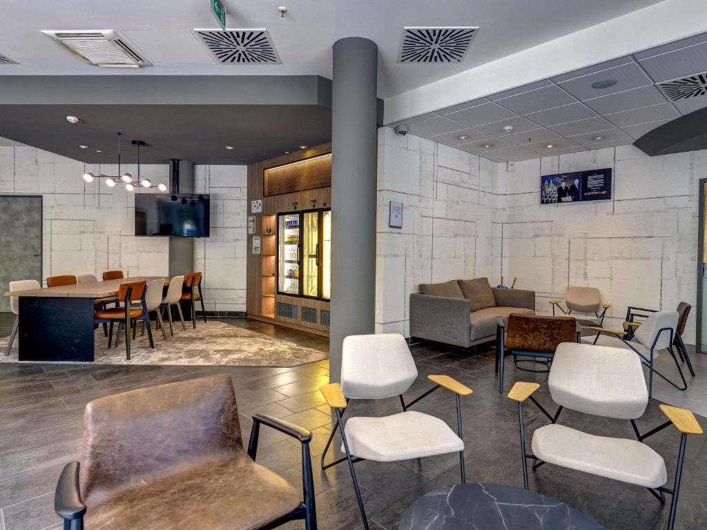 Novotel Suites München Parkstadt Schwabing - Resim 43