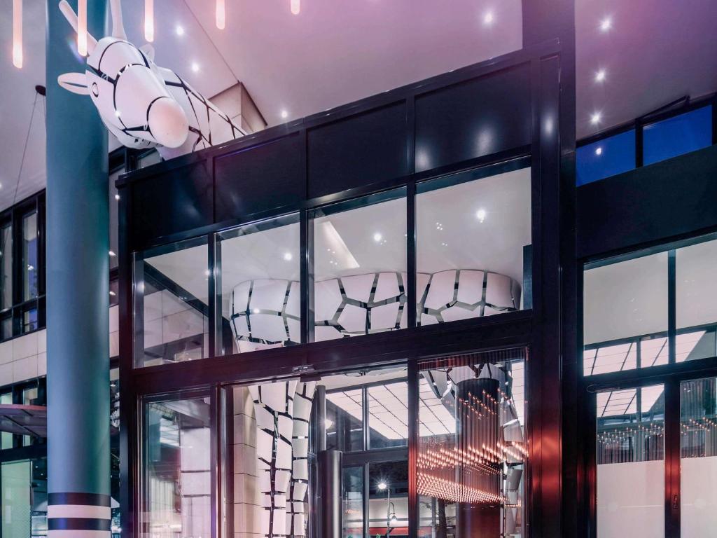 Pullman Berlin Schweizerhof - Resim 13