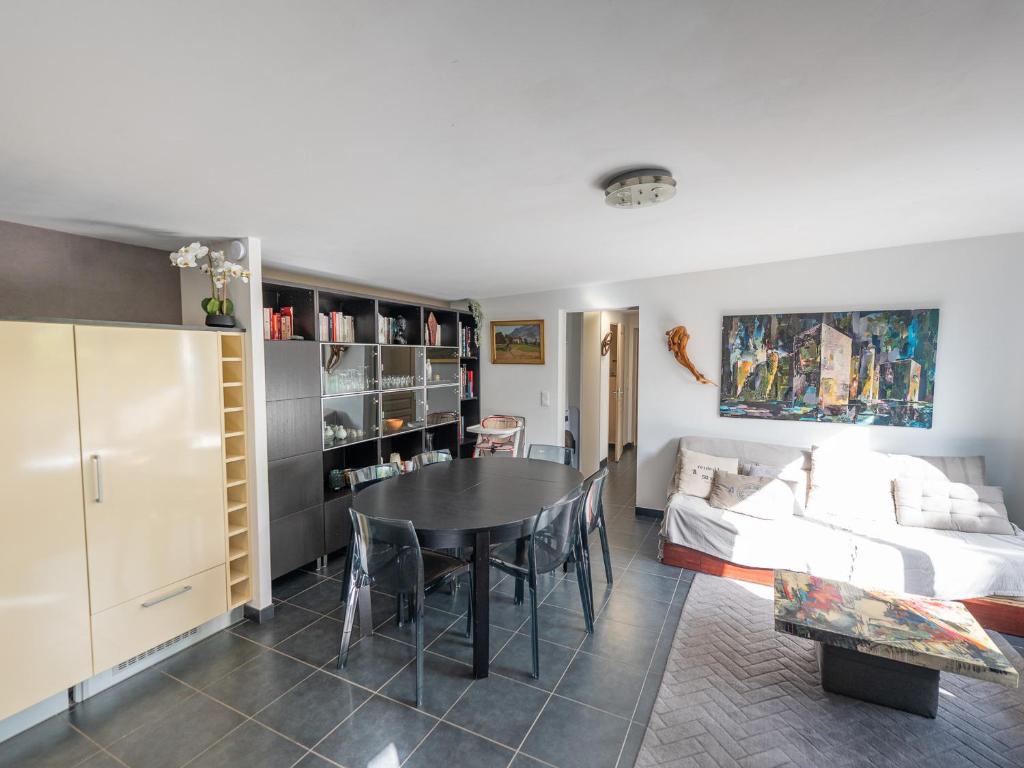 En eller flere senge i et værelse på Maison climatisée 8 pers proche plage avec WiFi - FR-1-197-637