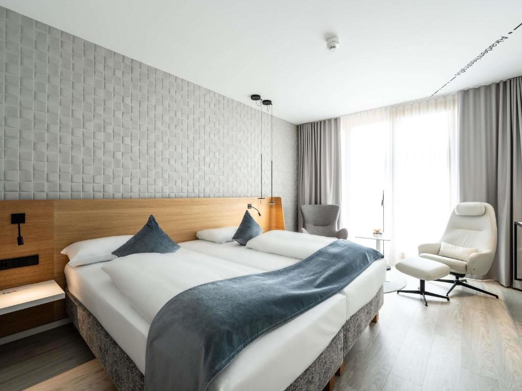 Novotel Karlsruhe City - 1