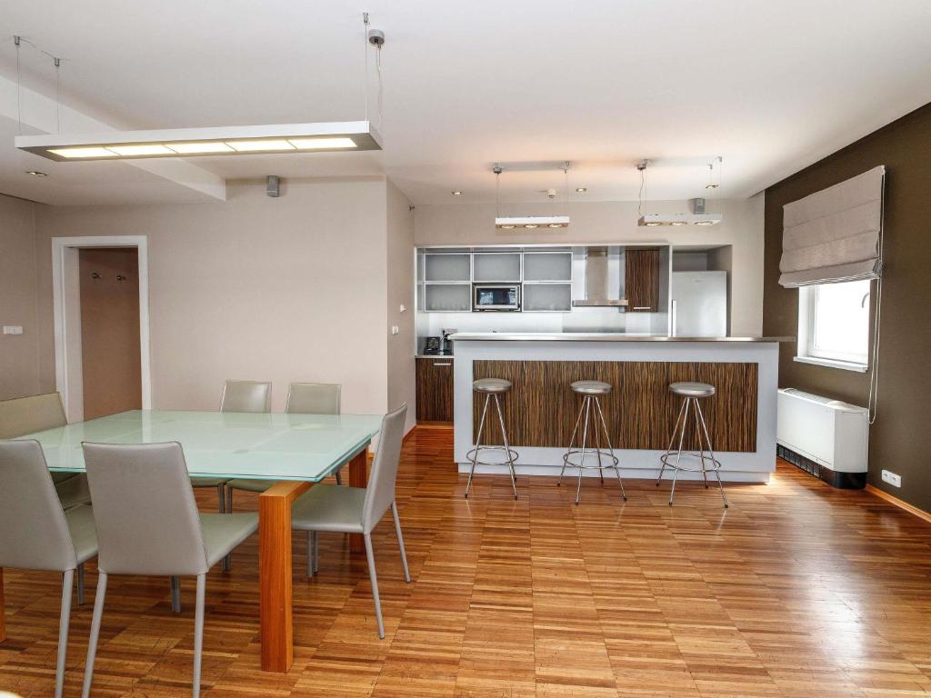 Ibis Praha Old Town - Resim 20