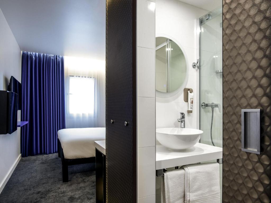 Ibis Praha Old Town - Resim 24