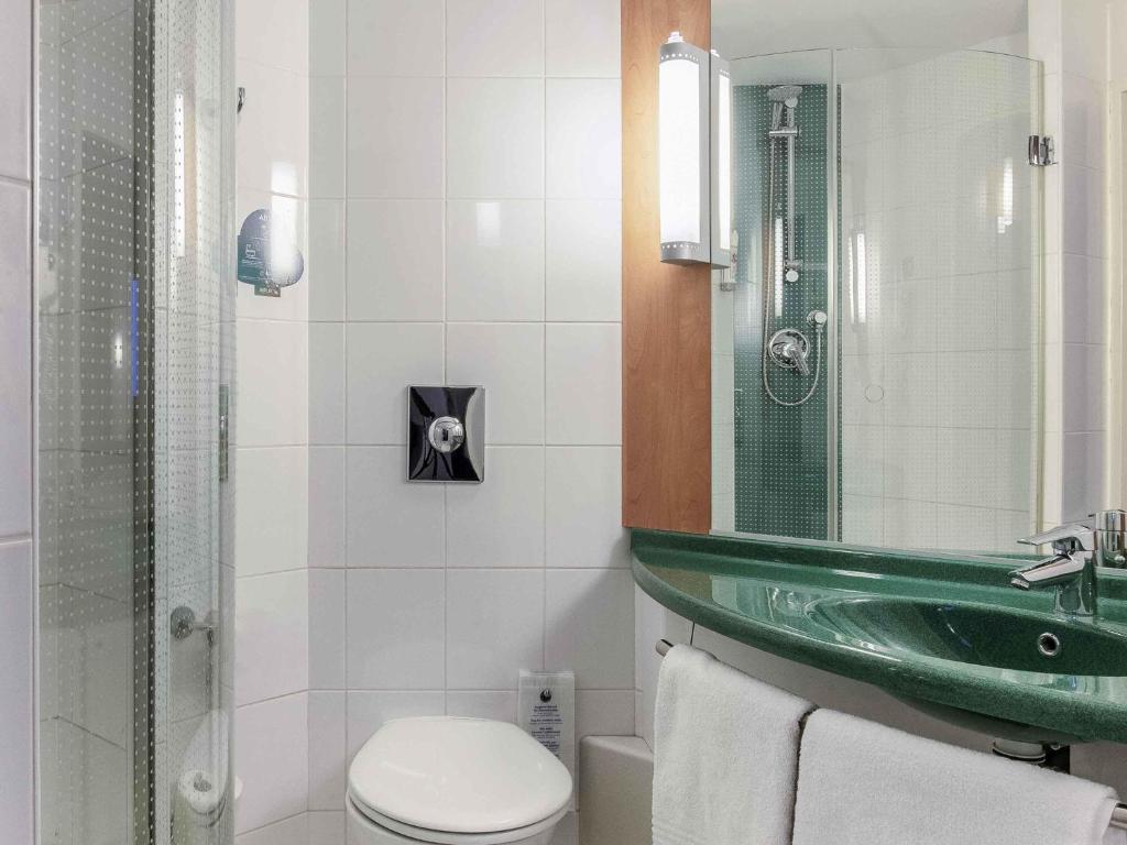 Ibis Praha Old Town - Resim 43