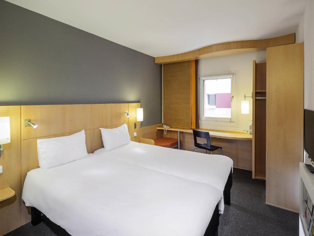 Ibis Praha Old Town - Resim 45