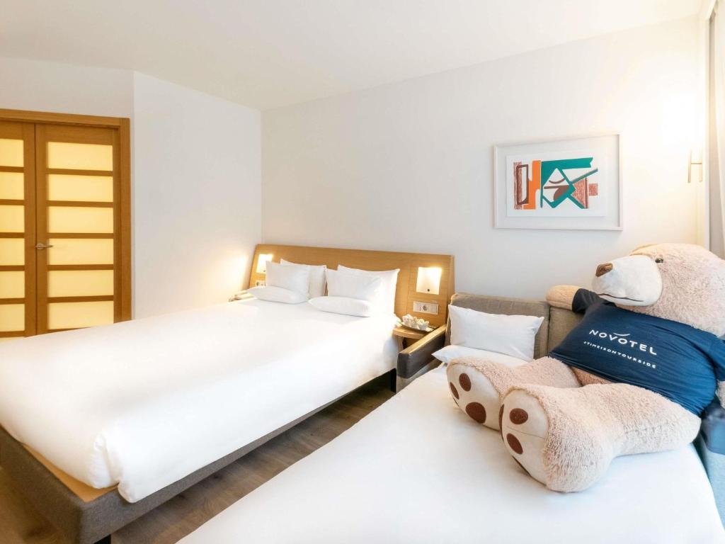 Novotel Barcelona City - Resim 15