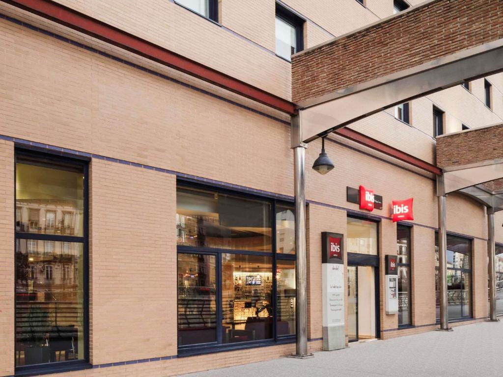 Ibis Malaga Centro Ciudad - Resim 25