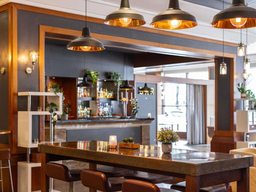 Novotel Bristol Centre - Resim 3