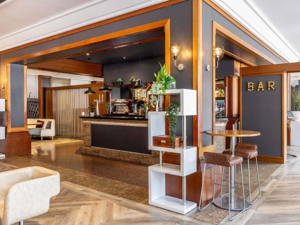 Novotel Bristol Centre - Resim 7