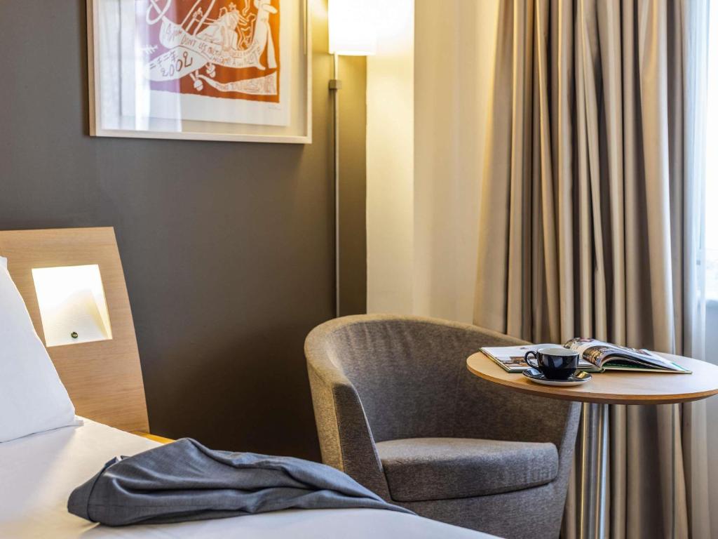 Novotel Bristol Centre - Resim 18