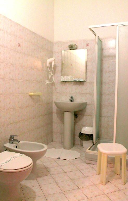 Koupelna v ubytování Albergo Nella