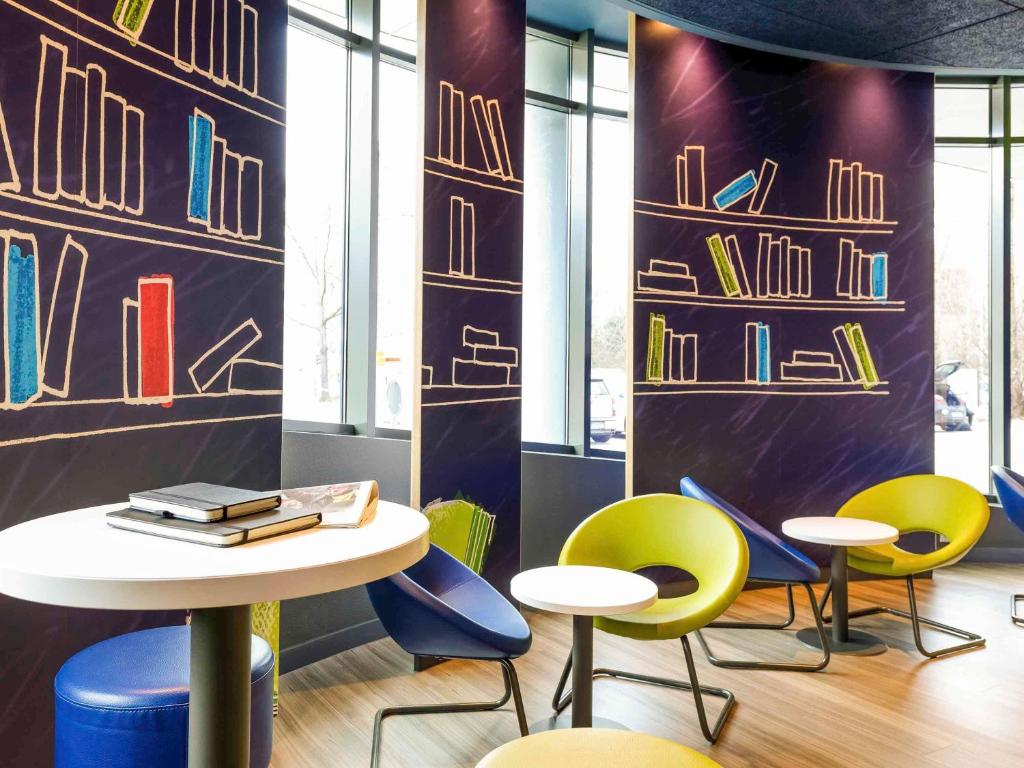 ibis budget Genève Aéroport - Resim 10