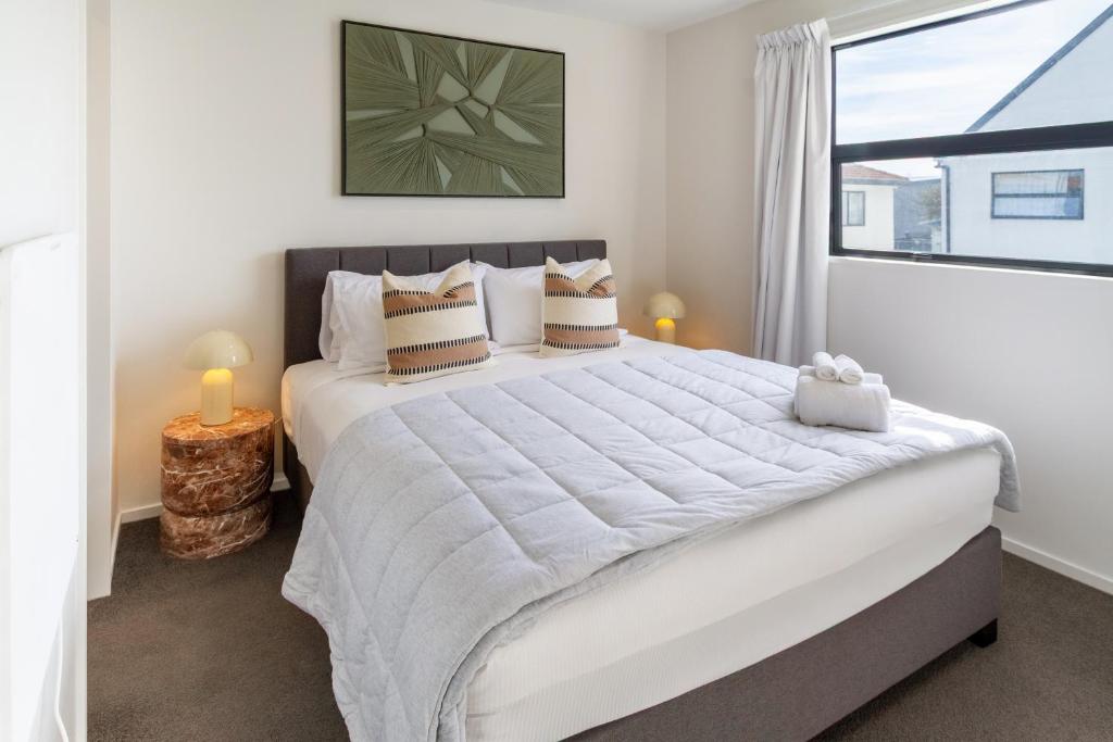 The Game Day Lounge, Walk to One NZ Stadium - Resim 18