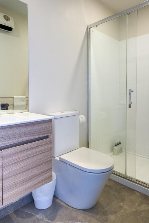 The Game Day Lounge, Walk to One NZ Stadium - Resim 25