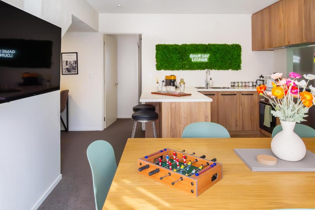 The Game Day Lounge, Walk to One NZ Stadium - Resim 32