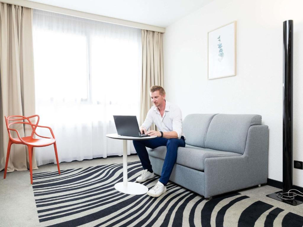 Novotel Suites Montpellier Antigone - Resim 41