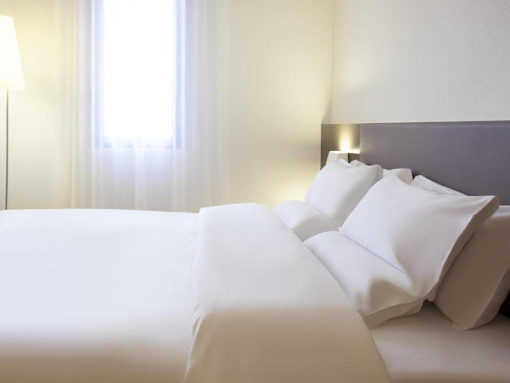 Novotel Suites Montpellier Antigone - Resim 6