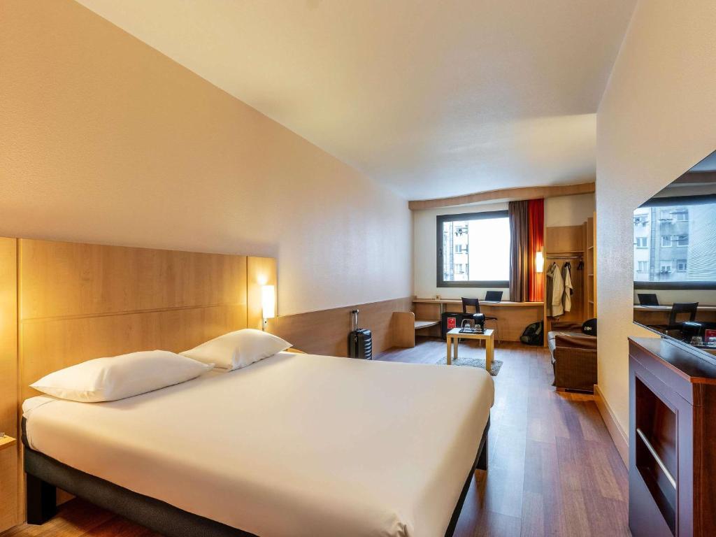 Ibis Bilbao Centro - Resim 7