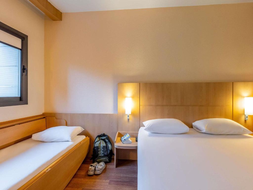 Ibis Bilbao Centro - Standard Double Room With Extra Bed