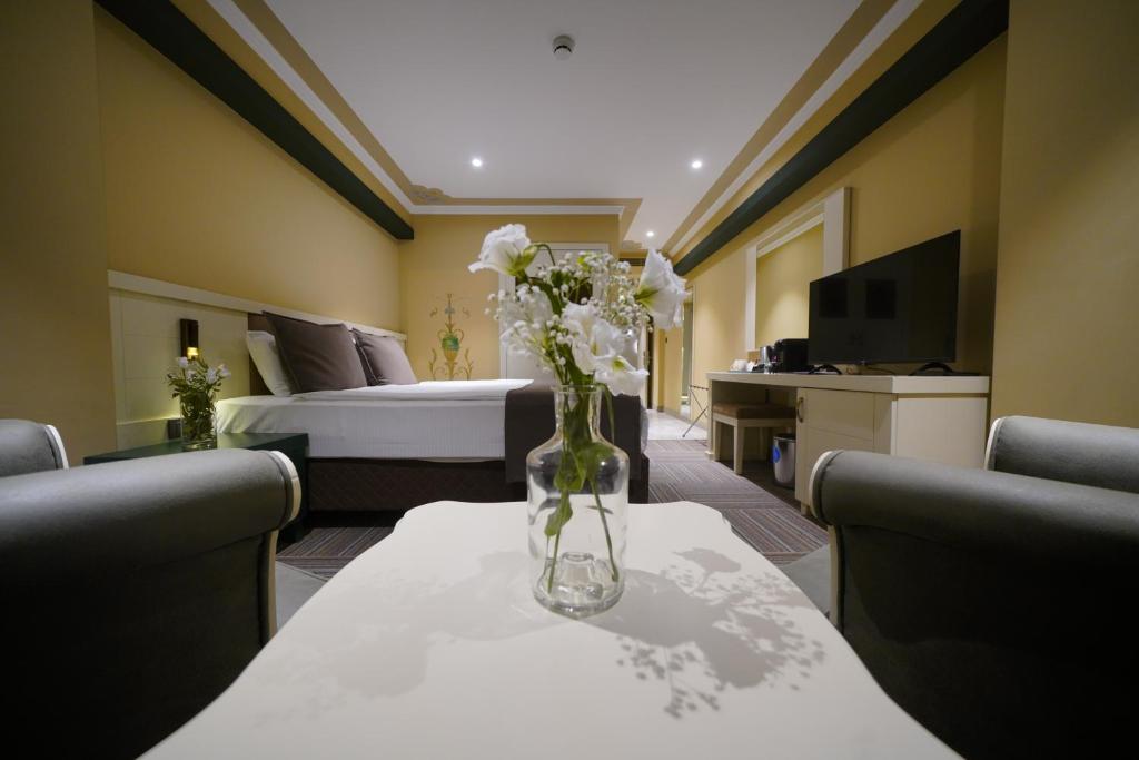 Zemi Hotel Cappadocia - Deluxe Double Room With Bath