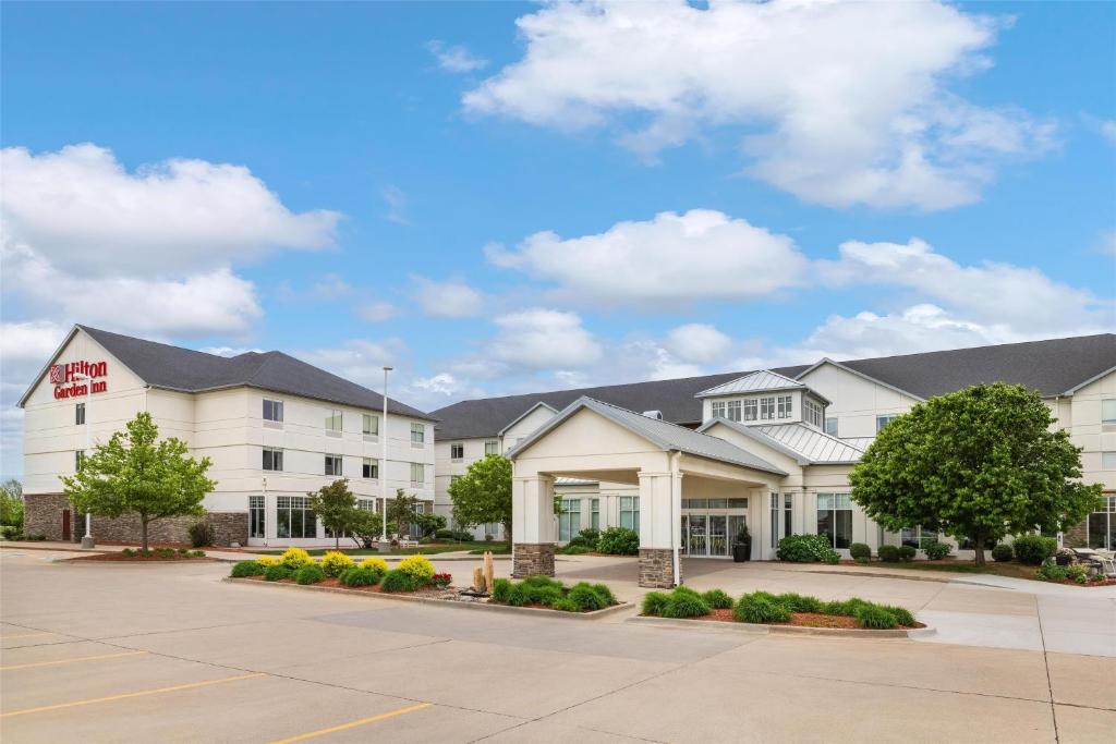a rendering of the front of a hotel at Hilton Garden Inn Ames in Ames