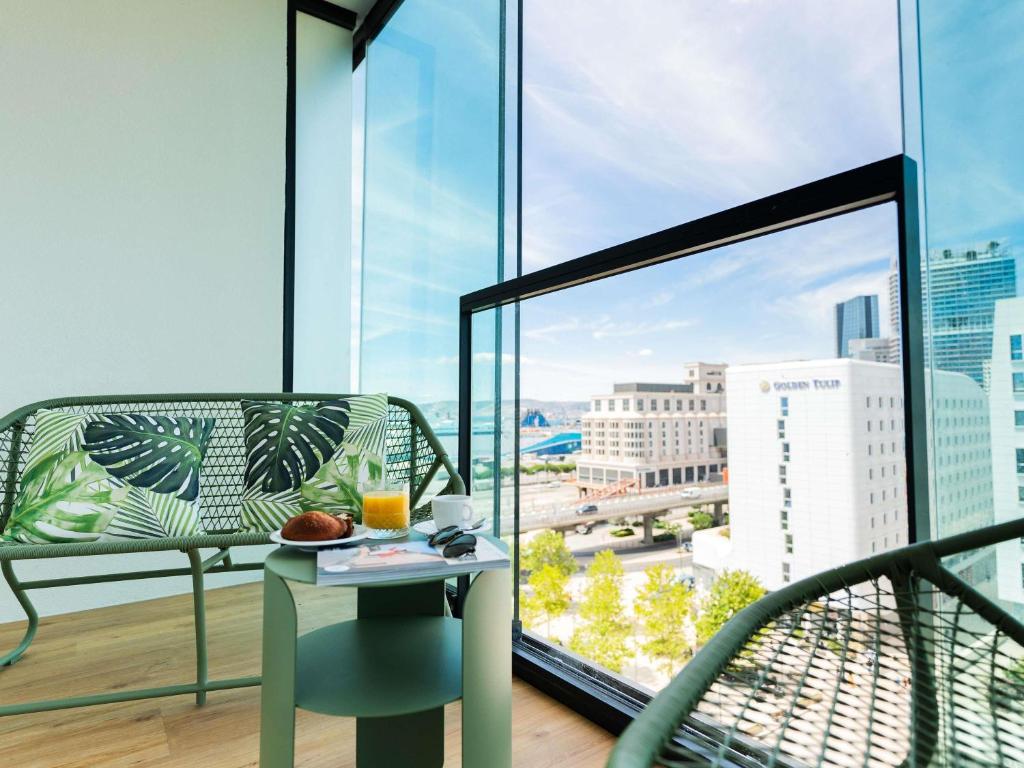 Novotel Suites Marseille Centre Euromed - Resim 11