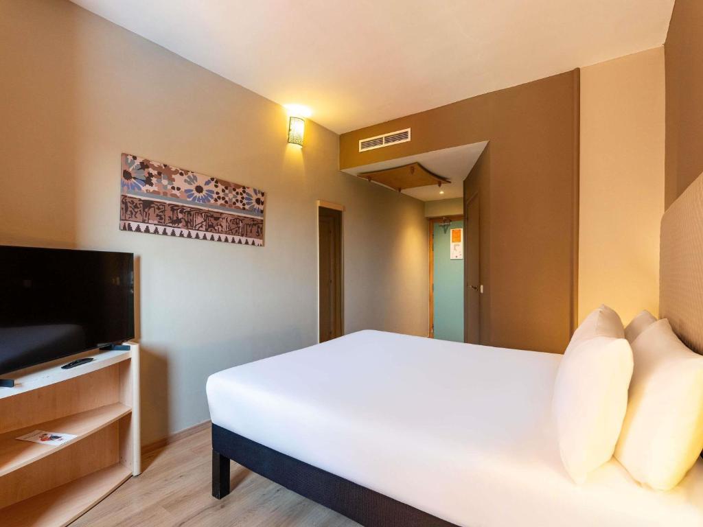 Ibis Ouarzazate Centre - Standard Room With 1 Double Bed, Mountain View