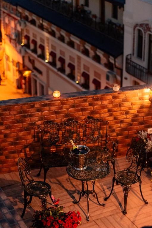 Belle Epoque Boutique (Adult Only) - Resim 38