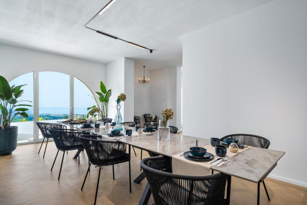 THE VIEW Boutique Rooms - Adults Only
