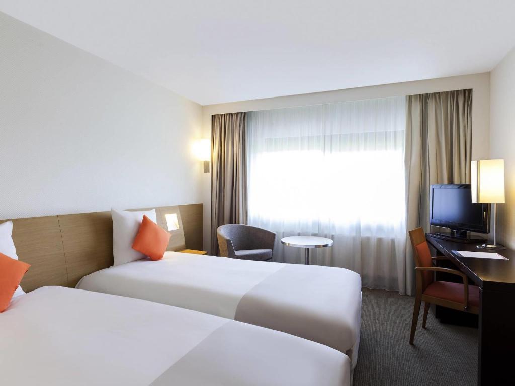 Novotel London Paddington - Resim 12