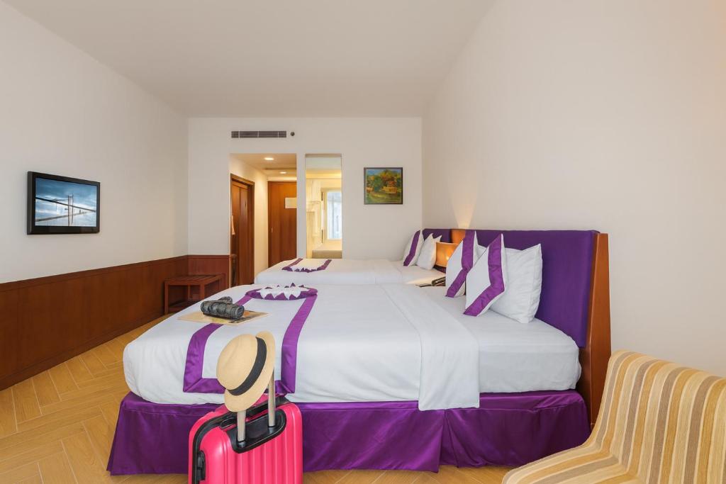 Phòng Gia Đình Deluxe Nhìn Ra Thành Phố