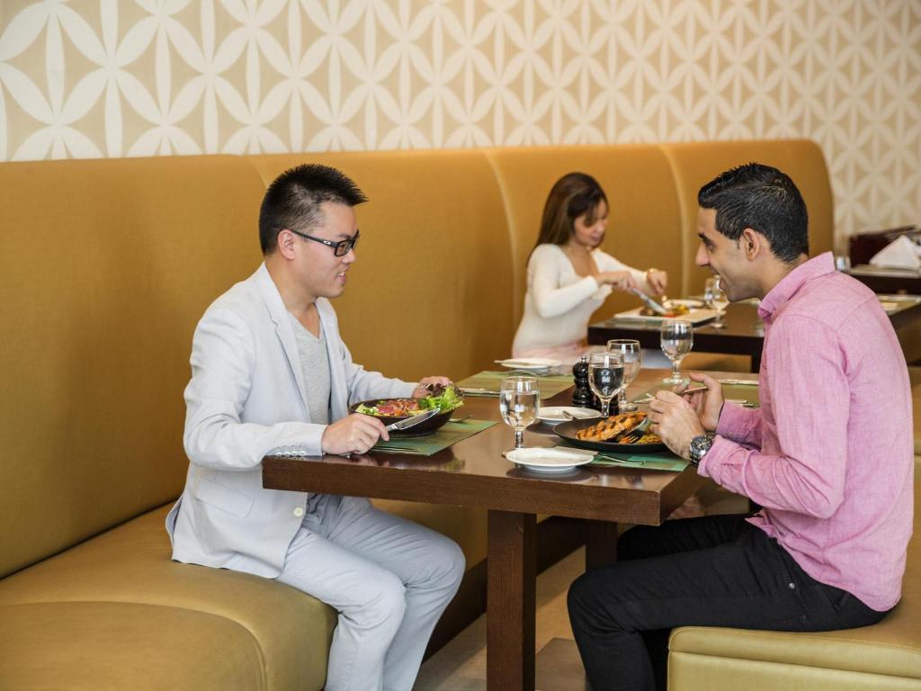 Novotel Deira Creekside Dubai - Resim 33