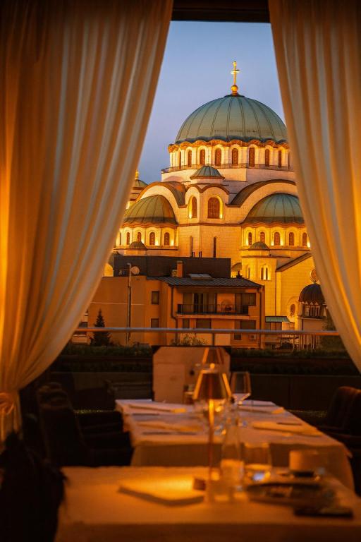 CRYSTAL Hotel Belgrade - Resim 13