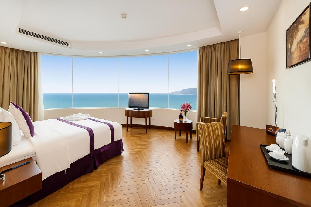 Suite Senior Có Giường Cỡ King Nhìn Ra Biển