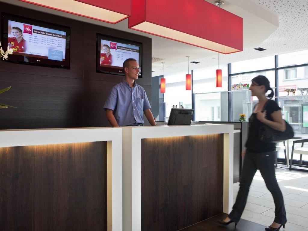 ibis Basel Bahnhof - Resim 19