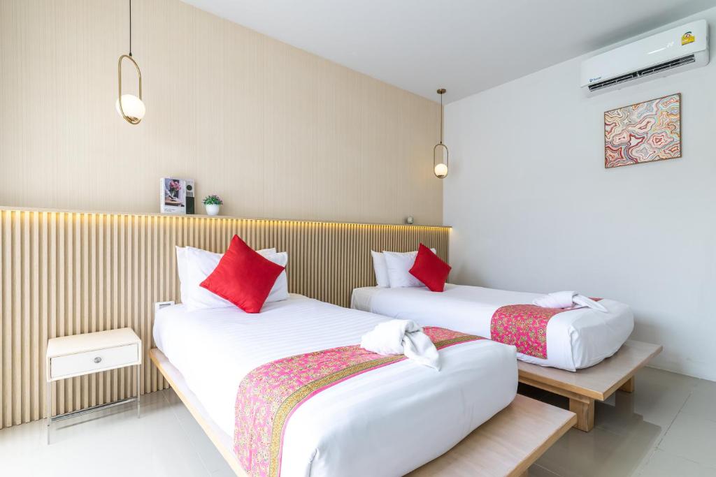 Andaman Sea Best Pool Access and Villas - Resim 44