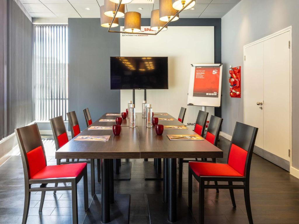 ibis Bristol Temple Meads - Resim 12