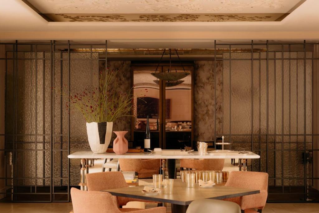 Rosewood Amsterdam - Resim 6