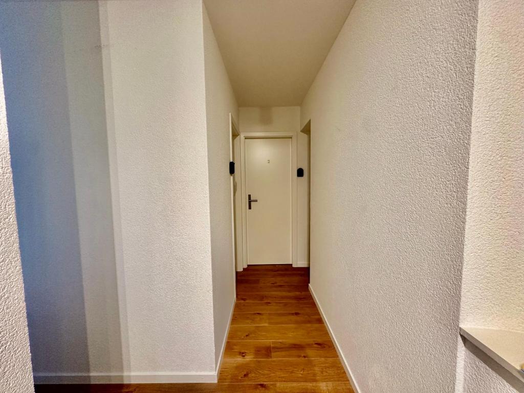 Cosy private room in Lausanne center - Resim 10