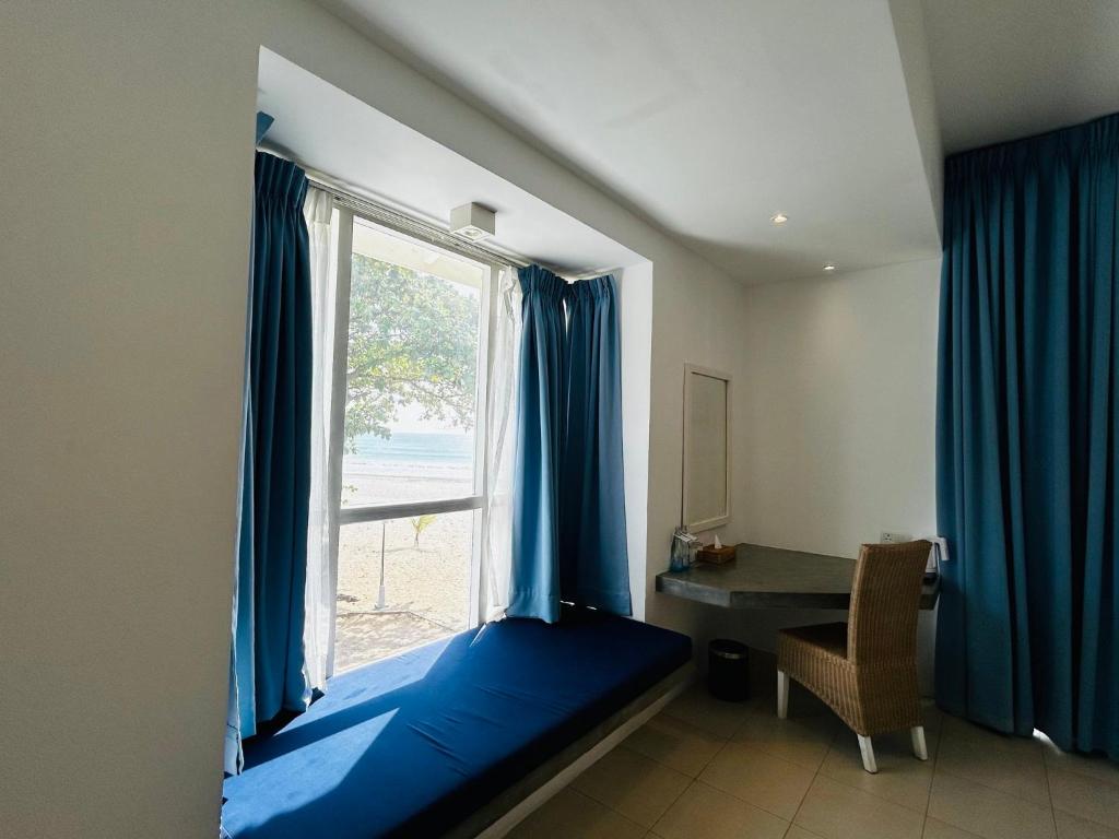 Trinco Blu by Cinnamon - 12