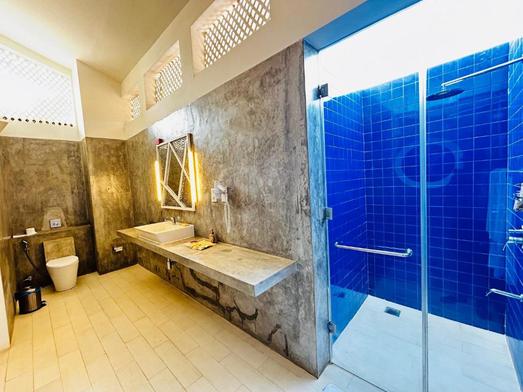 Trinco Blu by Cinnamon - 18