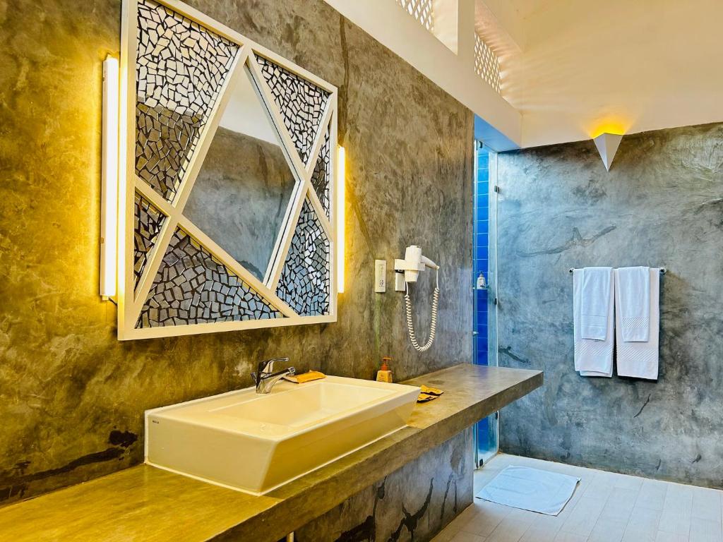 Trinco Blu by Cinnamon - 17