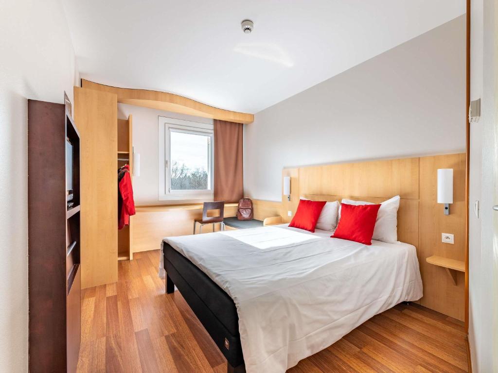 
Standard Double Room
