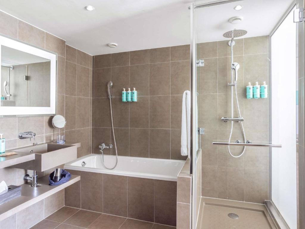 Novotel Lugano Paradiso - Resim 45